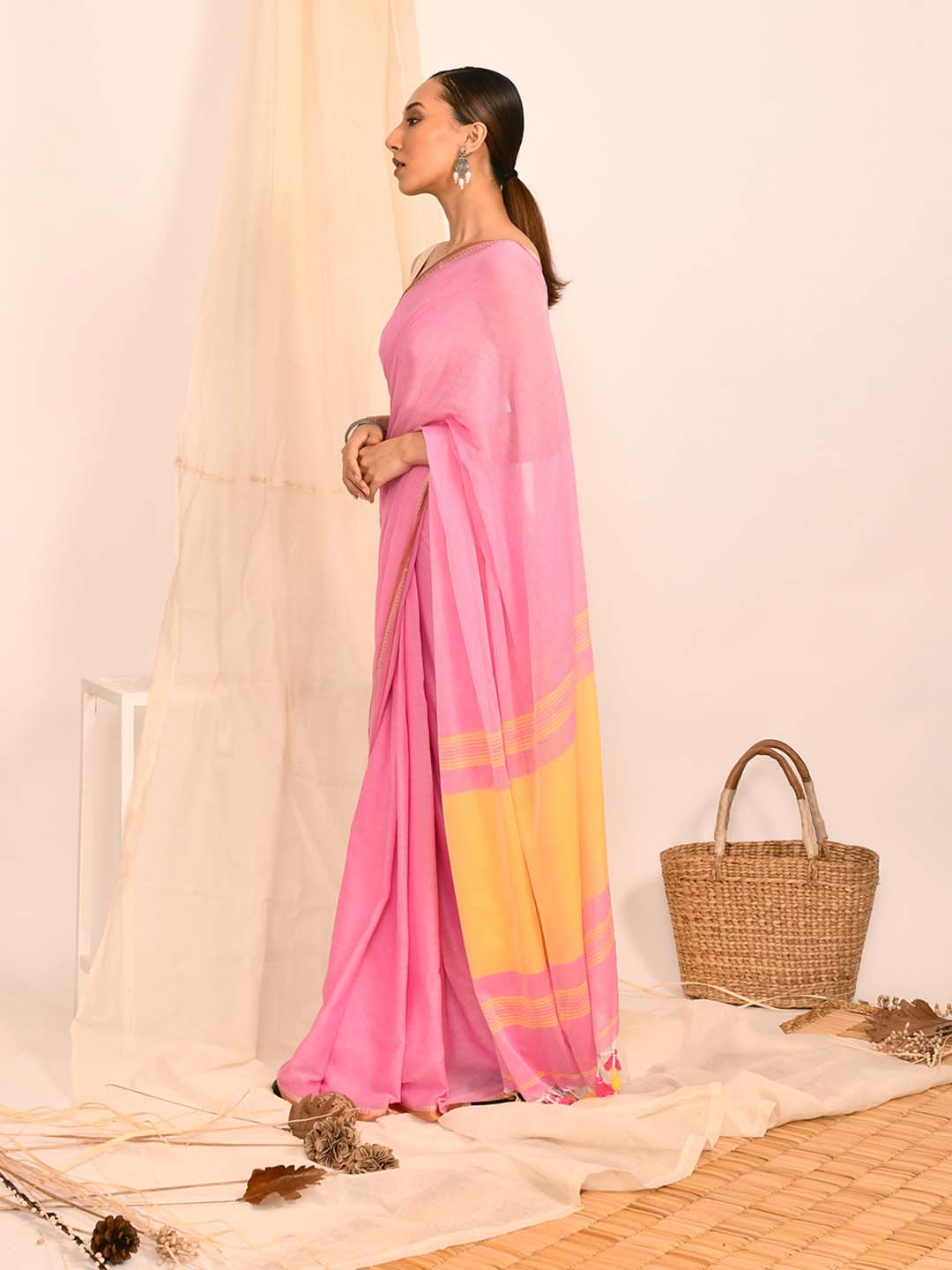 CHROMA CHIC (BENGAL HANDLOOM 100% PURE COTTON SAREE)