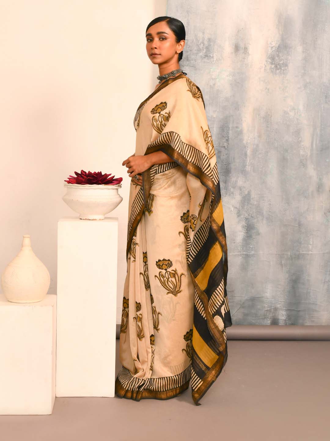 GOLDEN ECHO (BAGRU SILK COTTON SAREE)