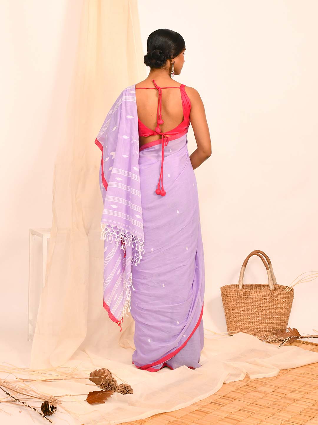 AMETHYST DREAM (HANDLOOM 100% PURE COTTON SAREE)