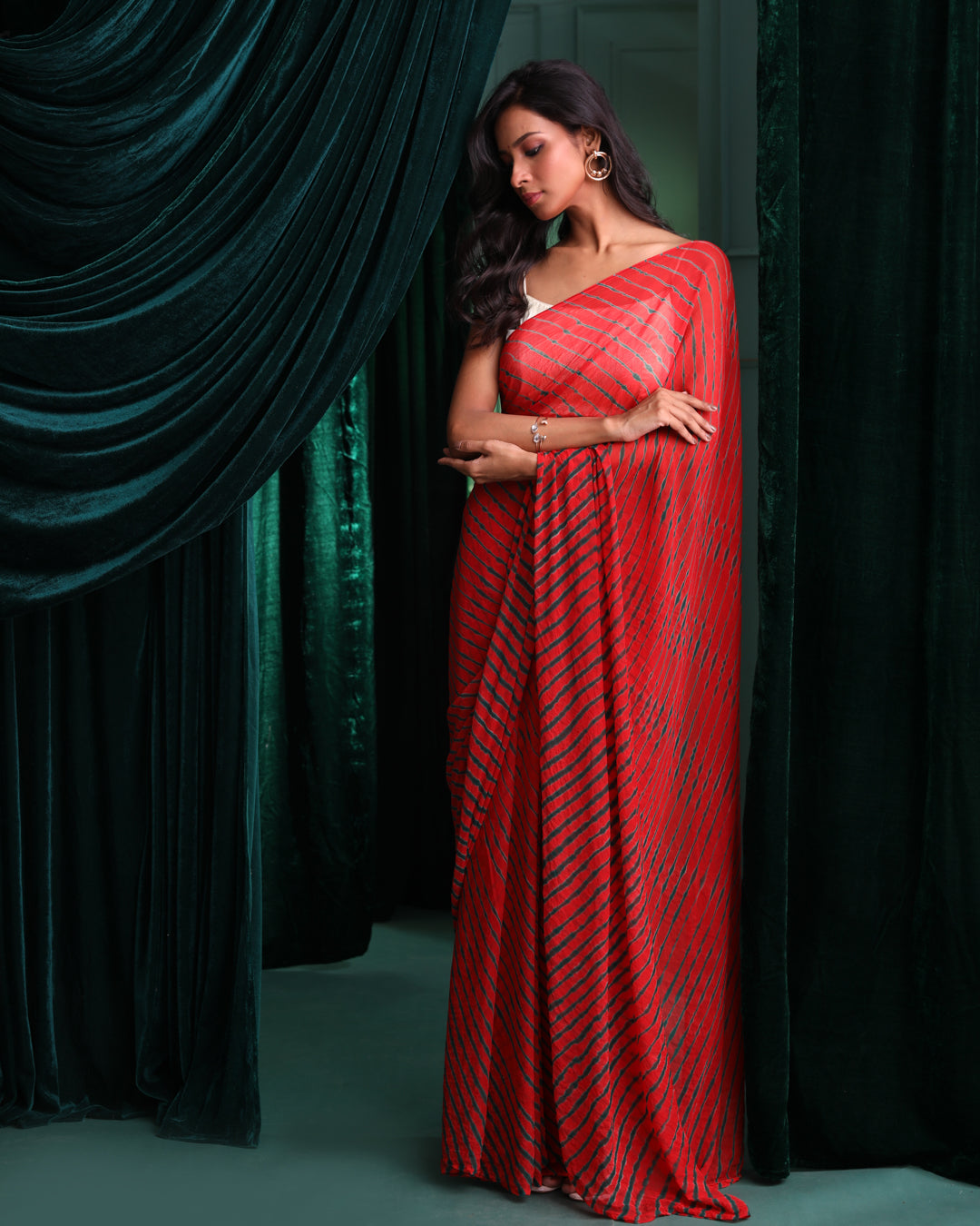 BREEZE ELEGANCE (LEHERIYA SAREE)