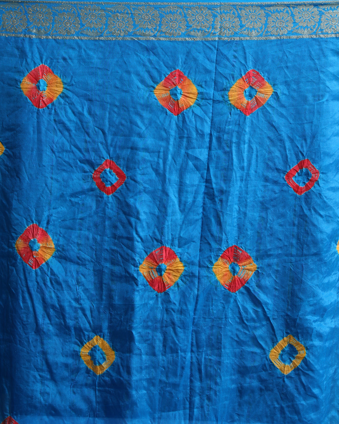 SPARKLING BANDHANI BLISS (BANDHANI POLY SILK SAREE)