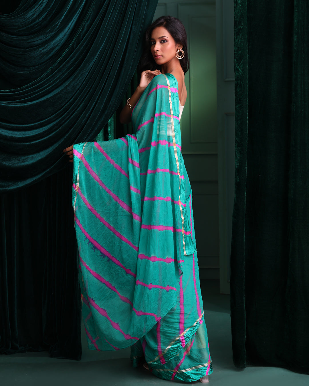 SUNEHRI LEHERIYA (LEHERIYA SAREE)