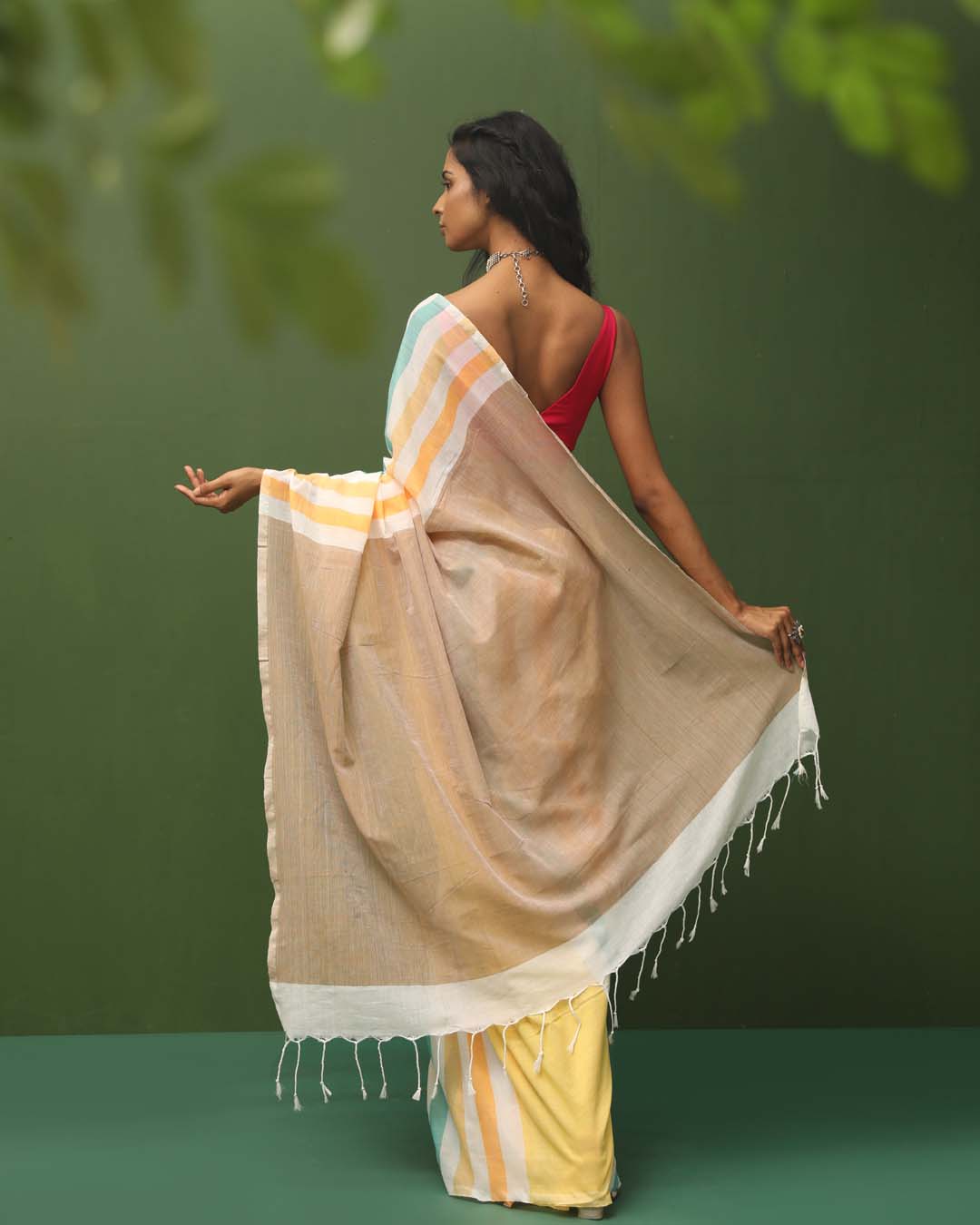 VIBRANT SPECTRUM (BENGAL HANDLOOM 100% PURE COTTON SAREE)