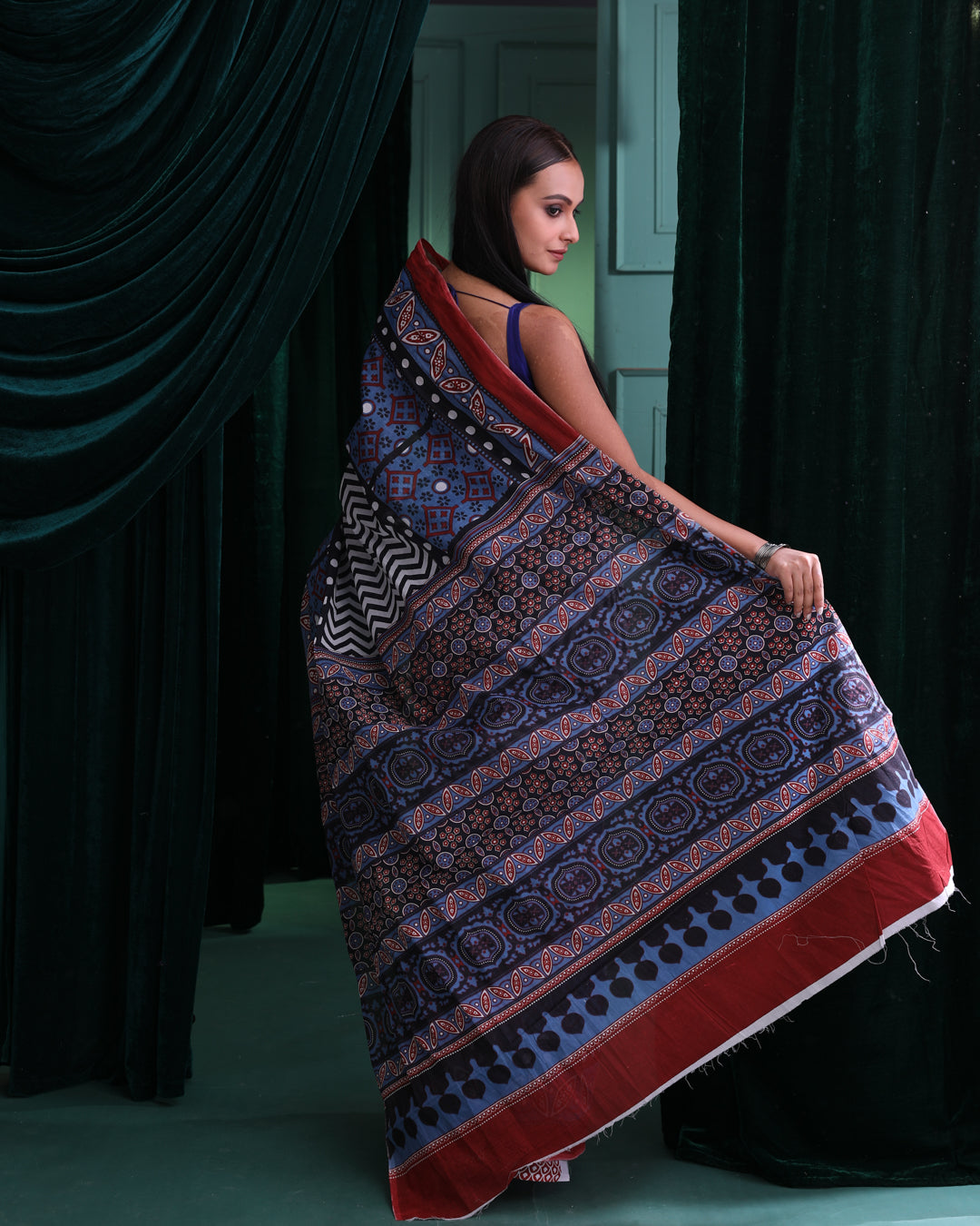AZURE HARMONY (  SAREE)