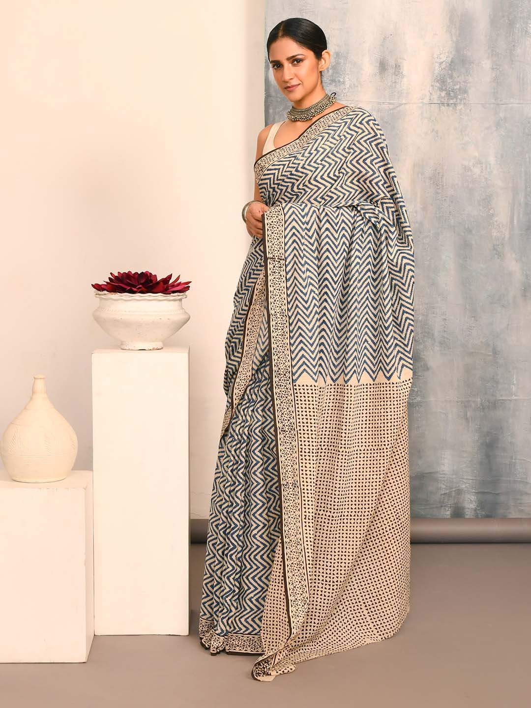 SILVER STRIPES (BAGRU 100% PURE COTTON SAREE)