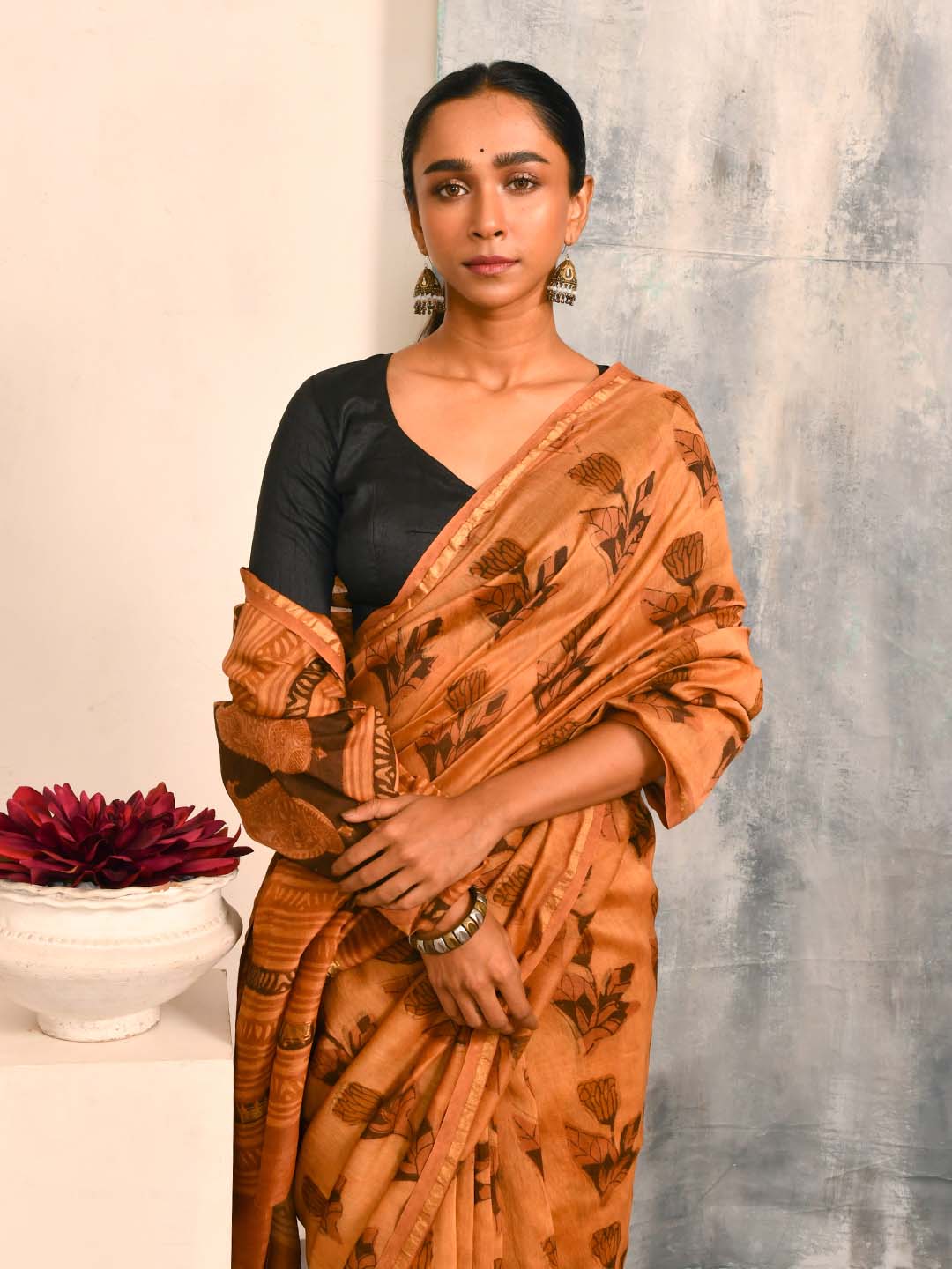 GOLDEN ELEGANCE (BAGRU SILK COTTON SAREE)