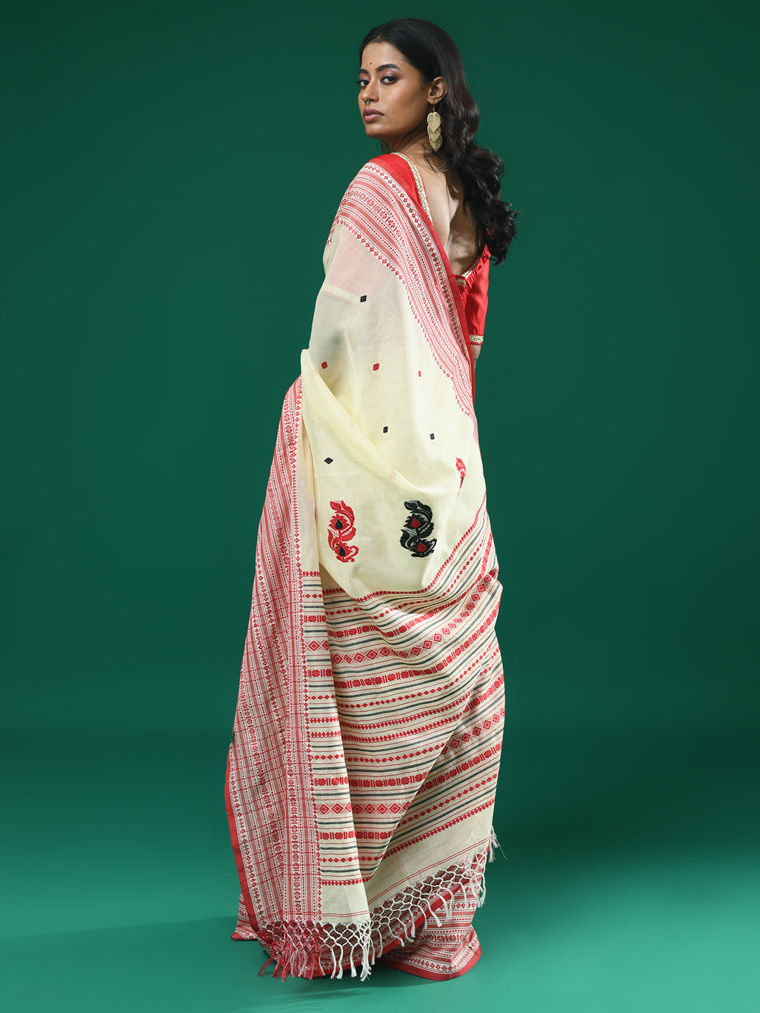 IVORY WHISPER (HANDLOOM 100% PURE COTTON SAREE)