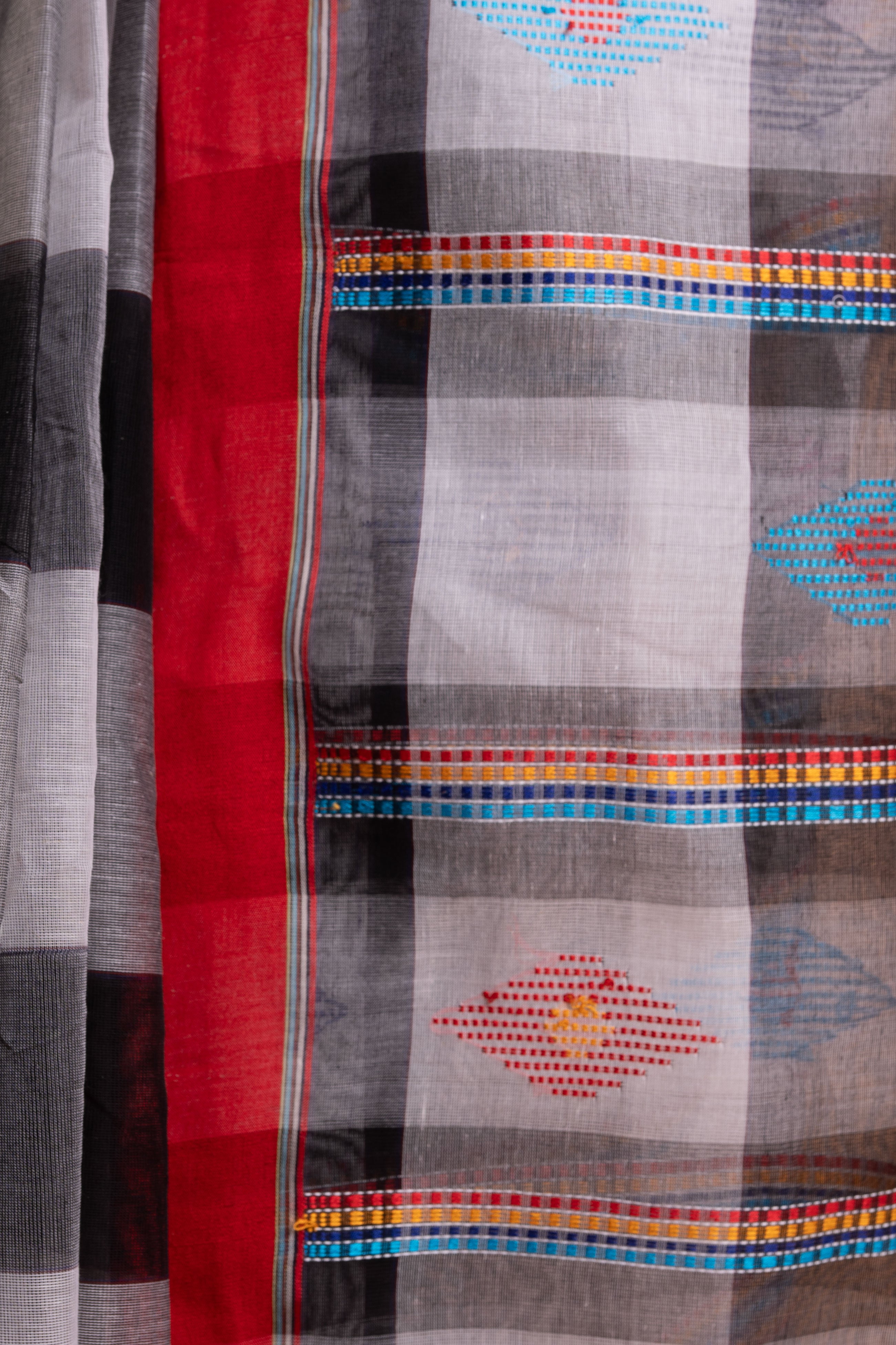 Scarlet Grid Noir Bengal Handloom Cotton Saree