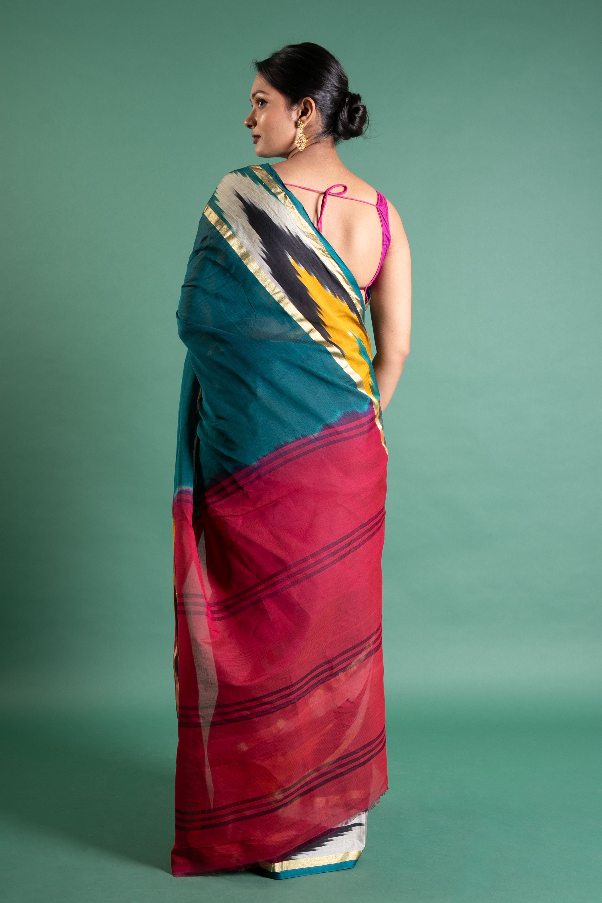 Teal & Magenta Ikat Breeze – Pure Handloom Cotton Saree