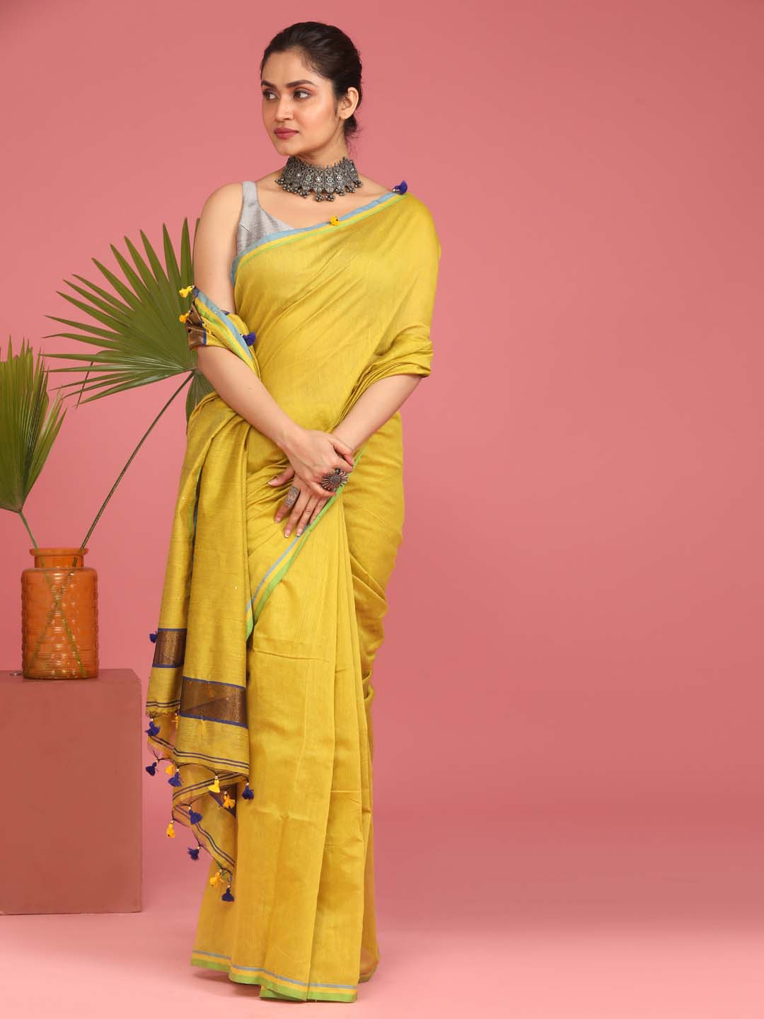 Indethnic Red amd Olive Solid Colour Blocked Saree with Tassles - View 1