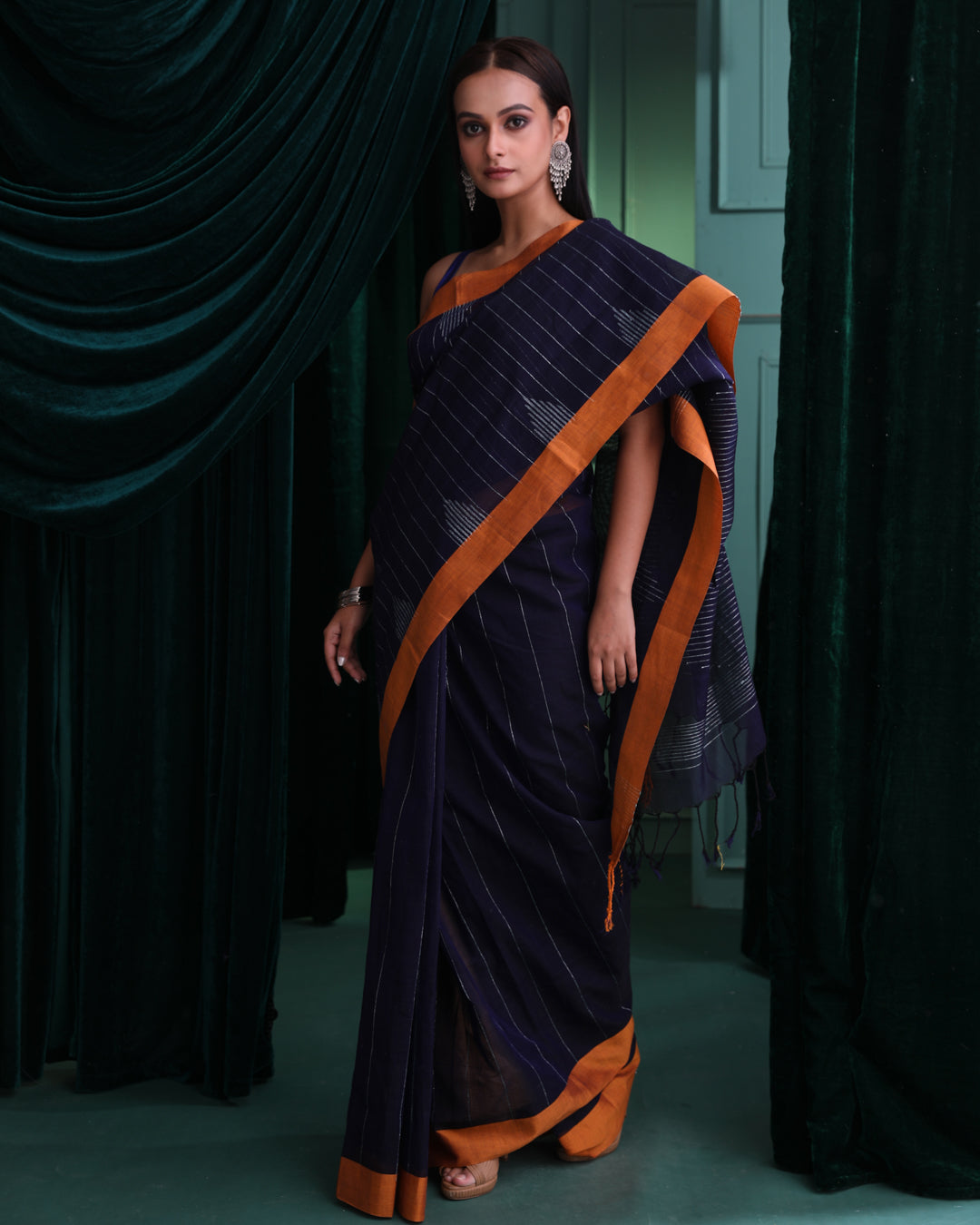 MIDNIGHT STRIPES (JAMDANI  SAREE)
