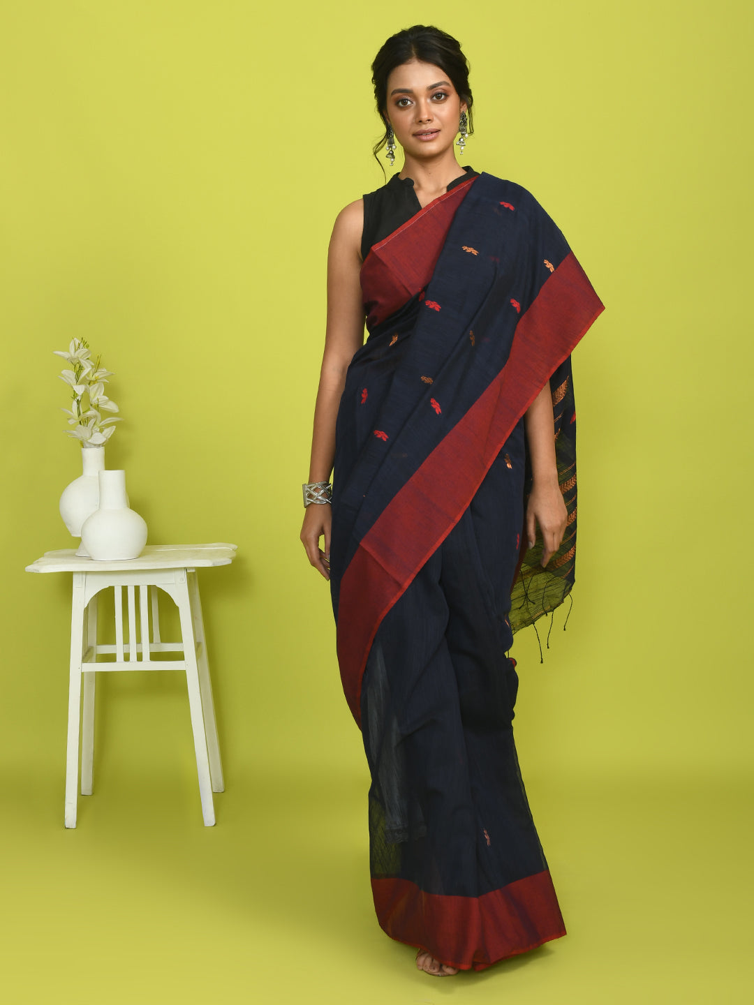 CERULEAN SPLENDOR (HANDLOOM LIVA SAREE)