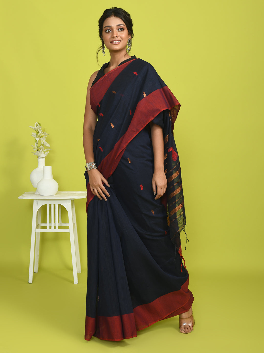 CERULEAN SPLENDOR (HANDLOOM LIVA SAREE)