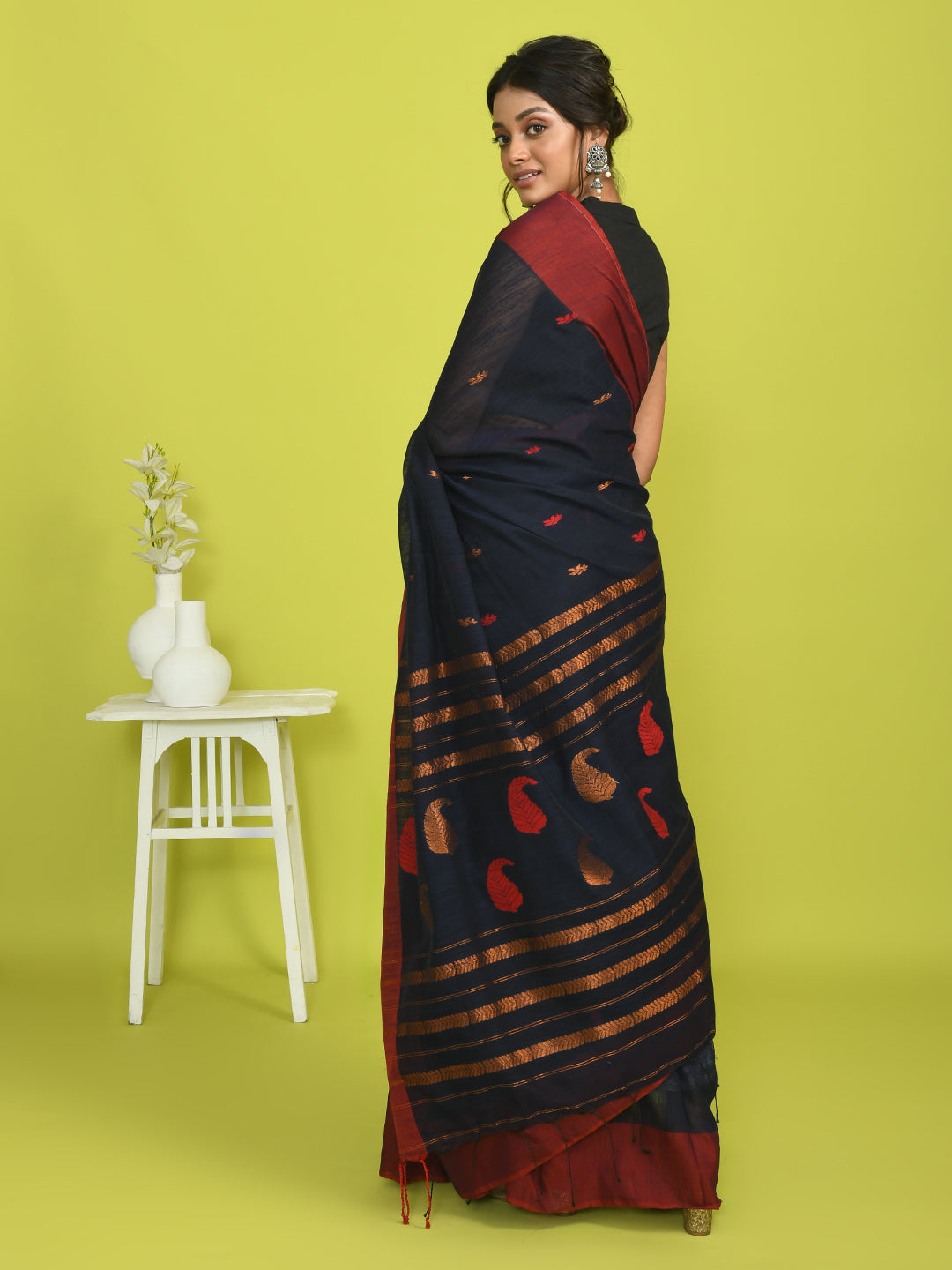CERULEAN SPLENDOR (HANDLOOM LIVA SAREE)